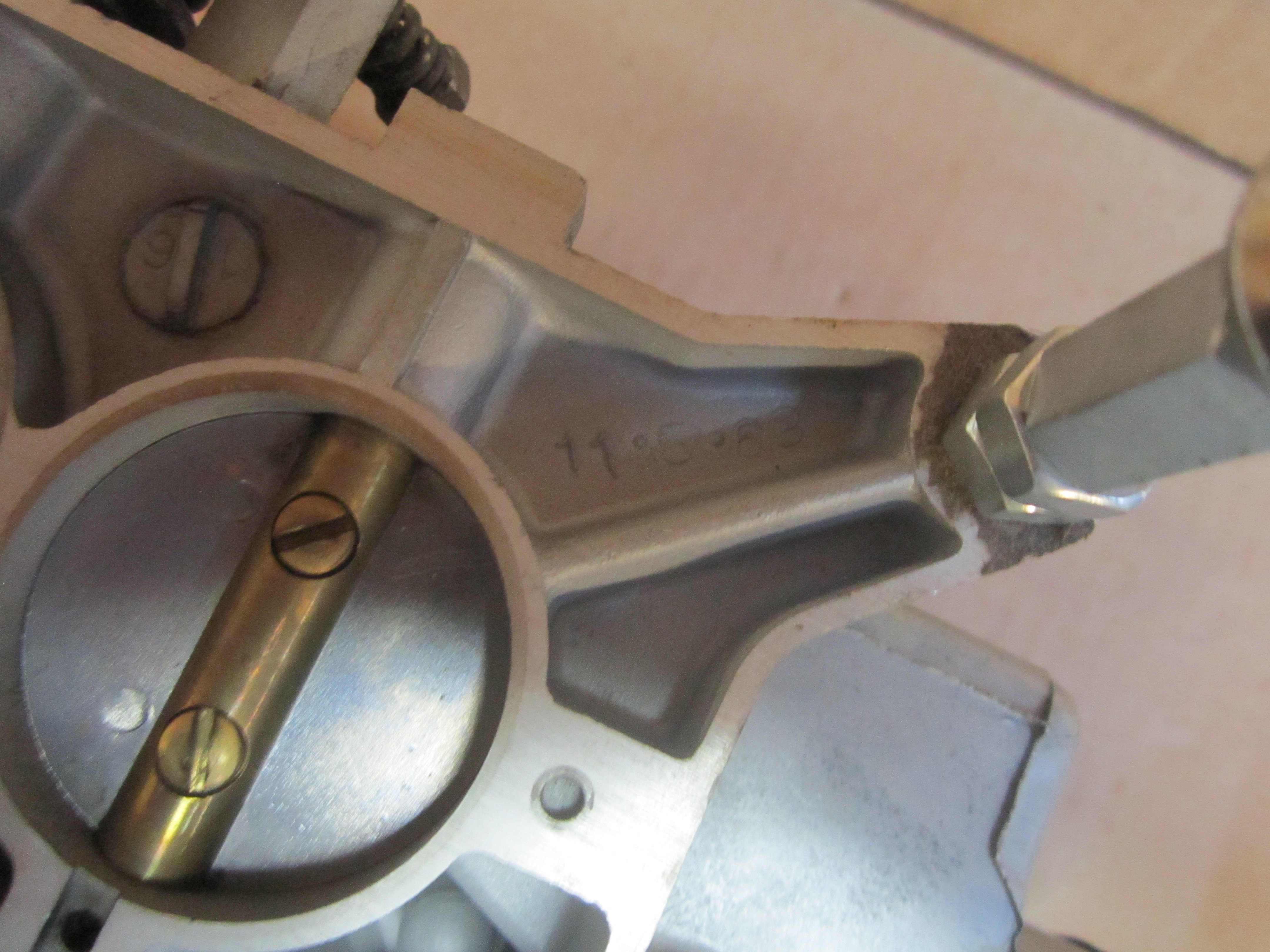 Carburetor C6ZF-C